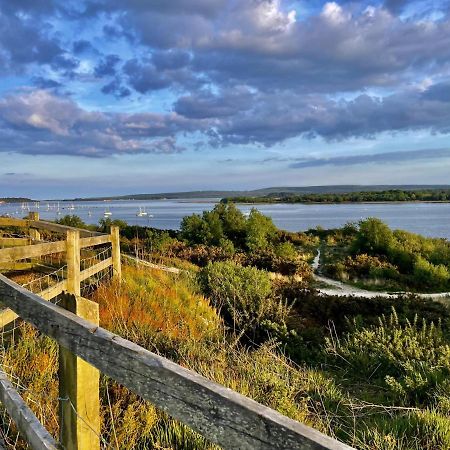 Poole Harbour View Lodge At Rockley Park Luaran gambar