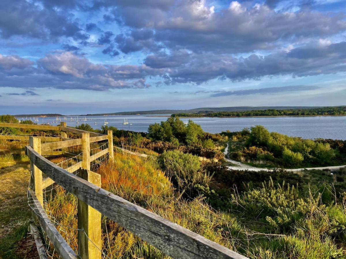 Poole Harbour View Lodge At Rockley Park Luaran gambar
