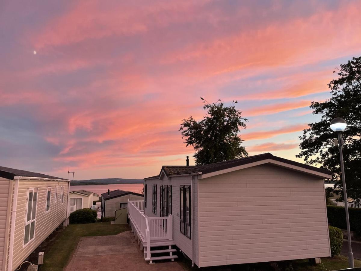 Poole Harbour View Lodge At Rockley Park Luaran gambar